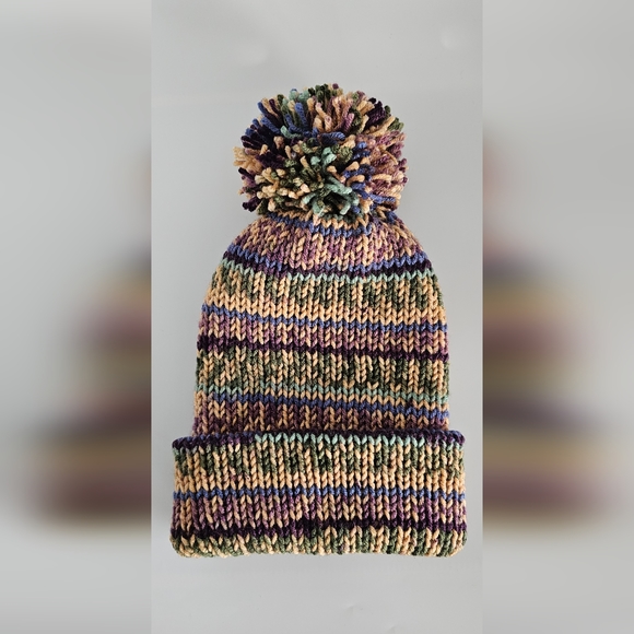 NWT The Classic Beanie Winter Luxe - Picture 2 of 2